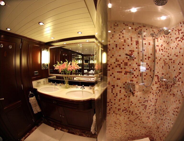 The 30m Yacht ANYPA