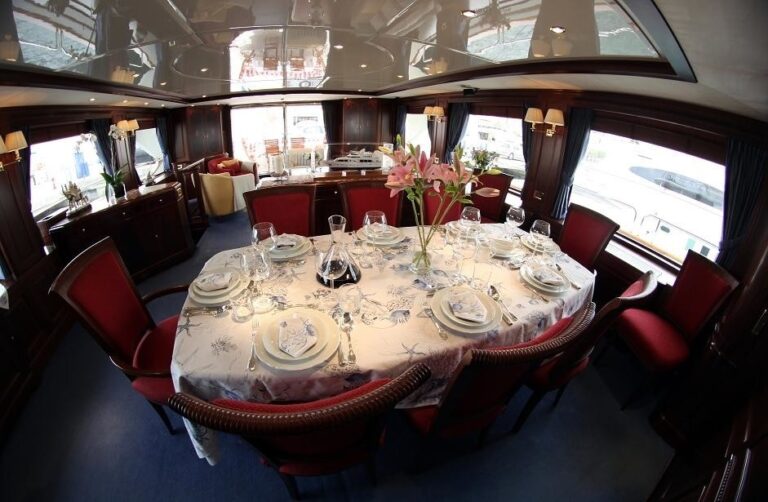 The 30m Yacht ANYPA