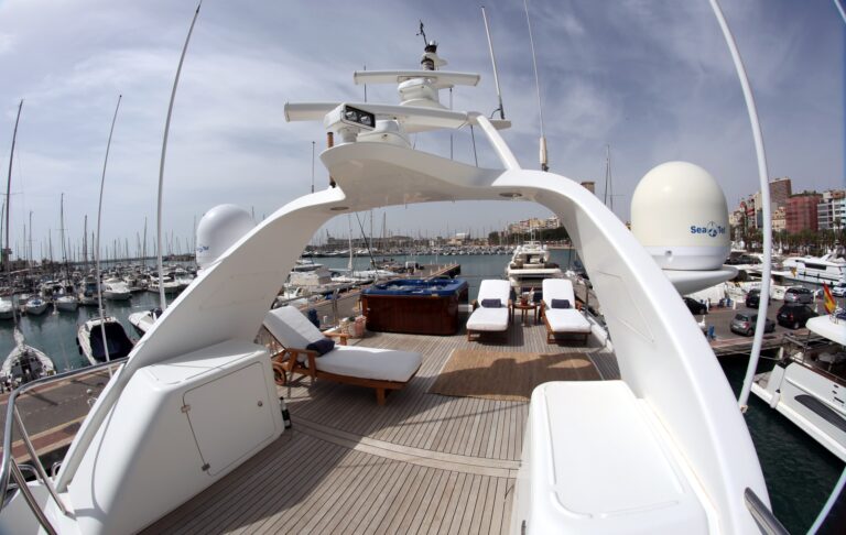 The 30m Yacht ANYPA