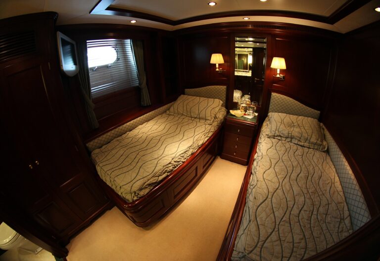 The 30m Yacht ANYPA