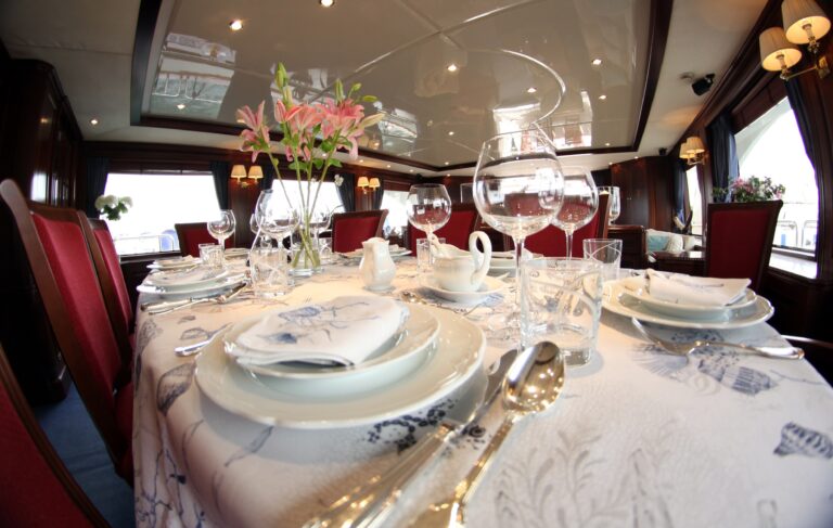 The 30m Yacht ANYPA