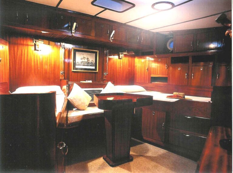The 30m Yacht ATALANTE