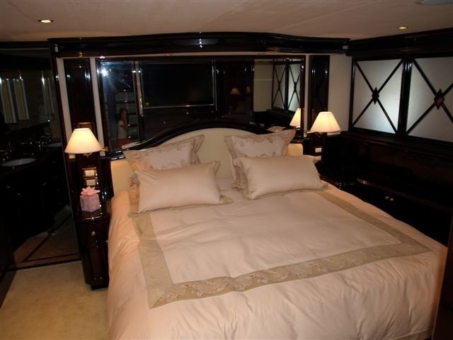 The 30m Yacht BENDIS