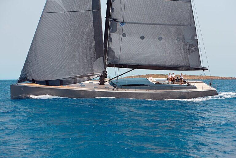 The 30m Yacht CHRISCO