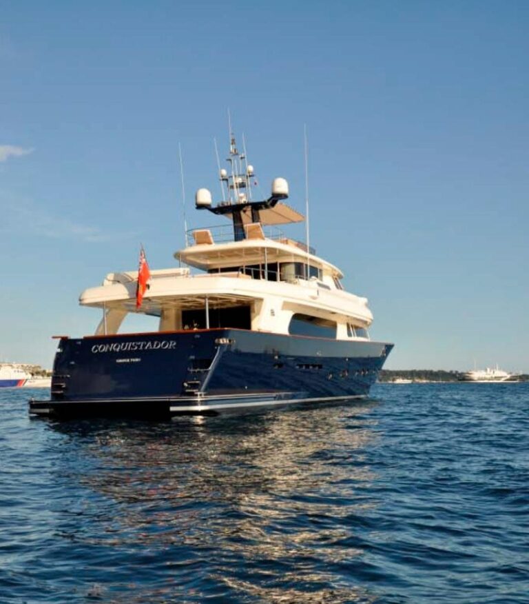 The 30m Yacht CONQUISTADOR