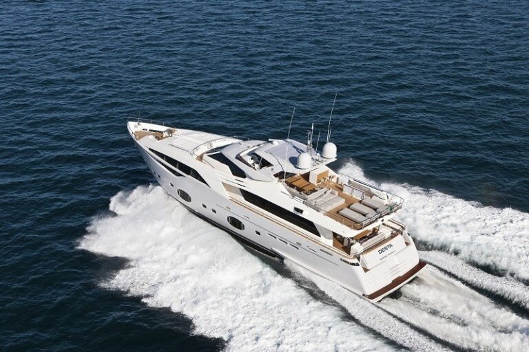 The 30m Yacht DESTA