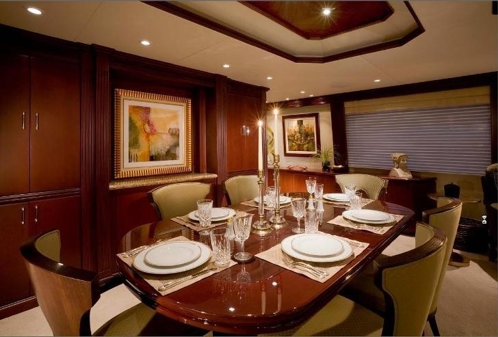 The 30m Yacht DESTINY