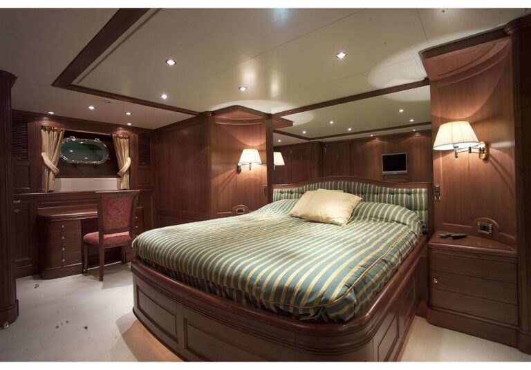 The 30m Yacht ENIGMA
