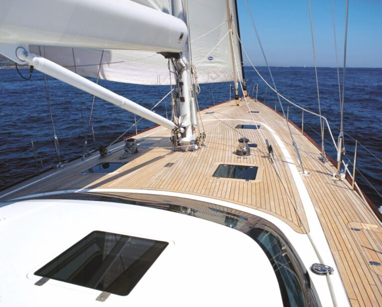The 30m Yacht HAVANA OF LONDON