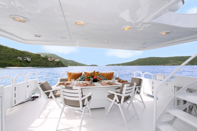 The 30m Yacht INSATIABLE