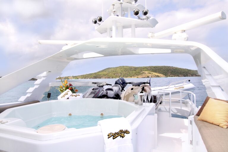 The 30m Yacht INSATIABLE