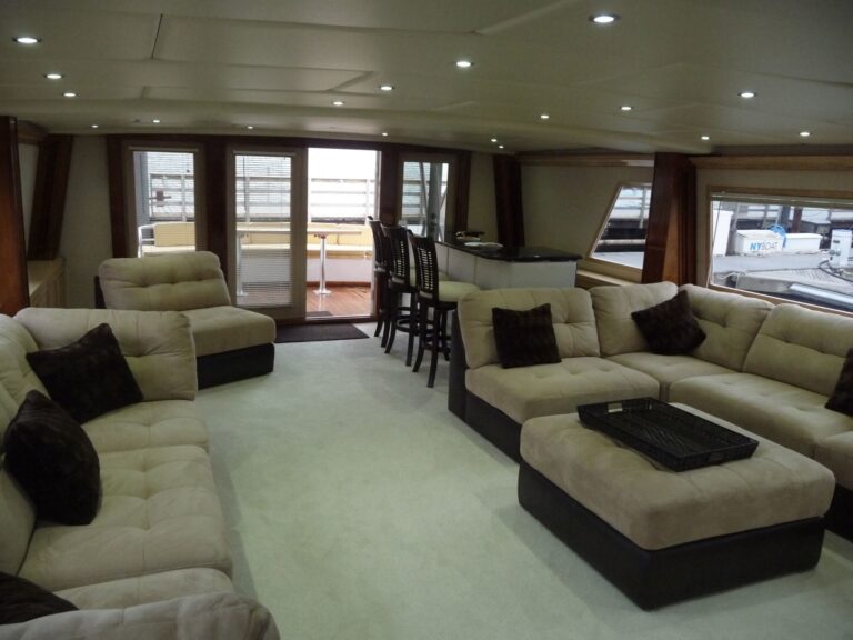 The 30m Yacht JUSTINE