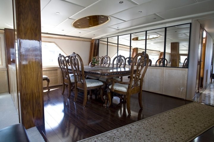 The 30m Yacht JUSTINE