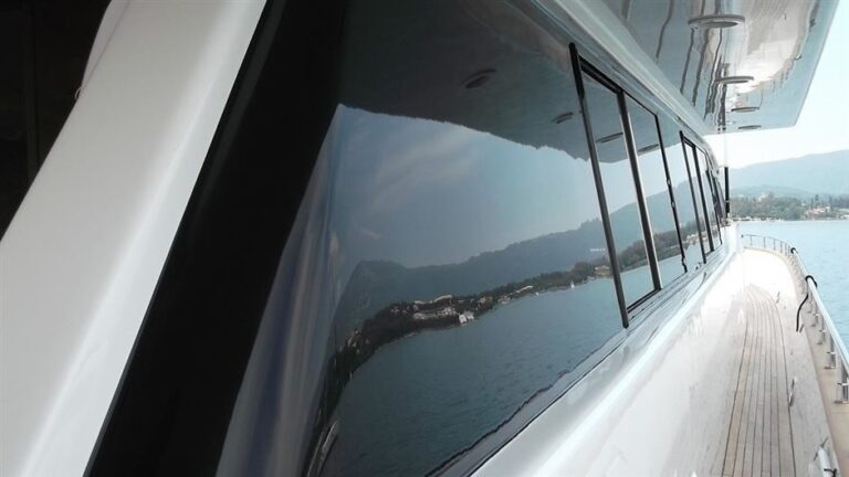 The 30m Yacht MARTINA