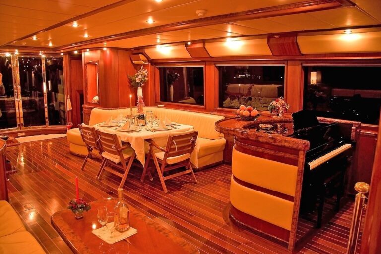 The 30m Yacht PRINCESS ANNA DUKAJ