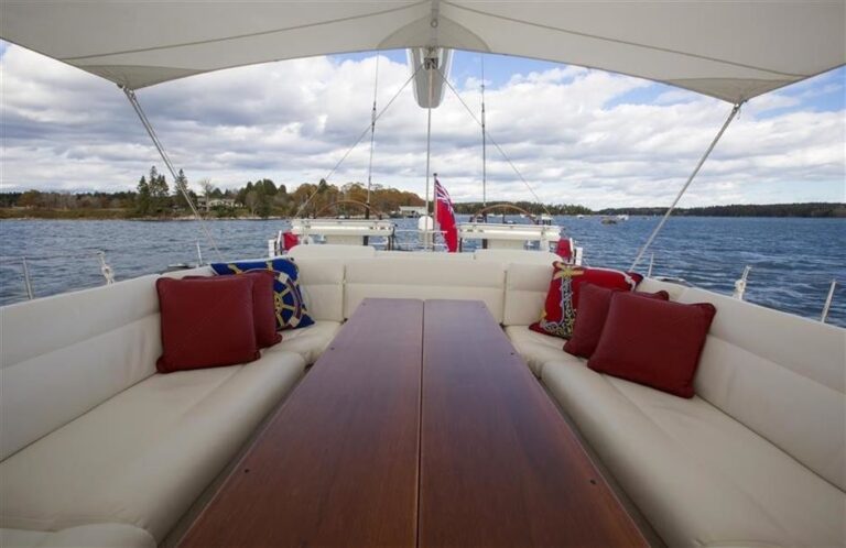 The 30m Yacht RED SKY