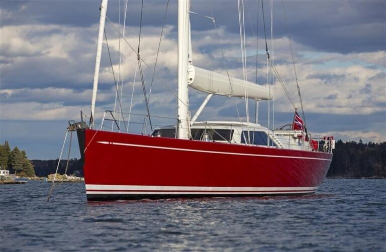 The 30m Yacht RED SKY