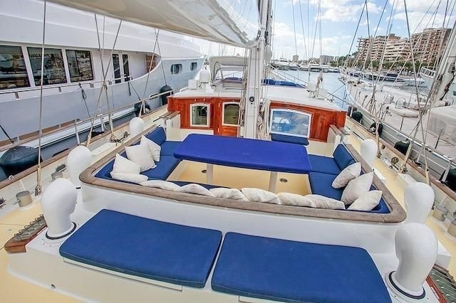 The 30m Yacht REESLE