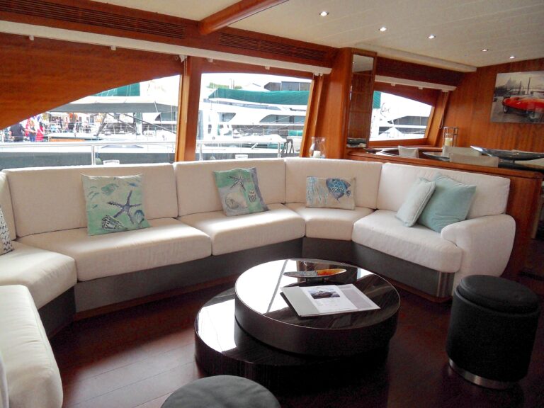 The 30m Yacht REVENGE II