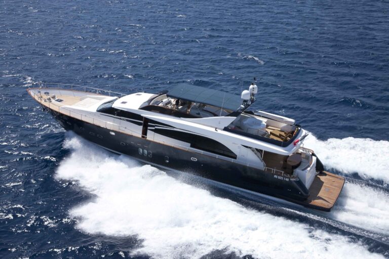 The 30m Yacht REVENGE II