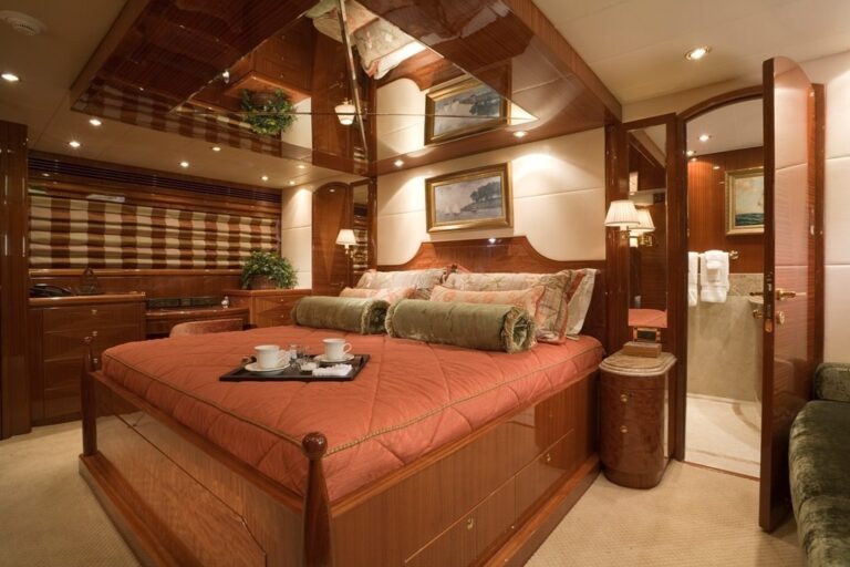 The 30m Yacht SEAFARER