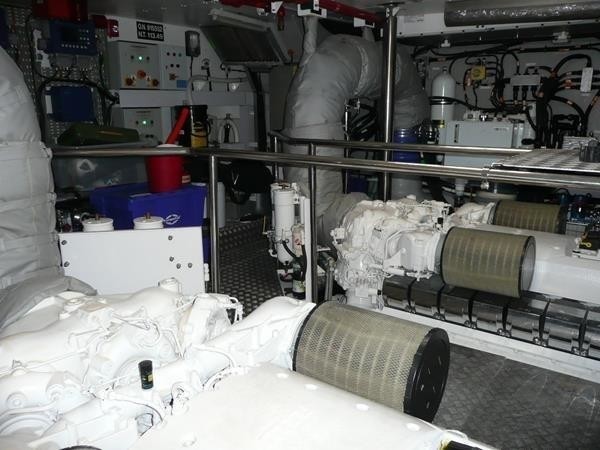 The 30m Yacht SIMPLE PLEASURE
