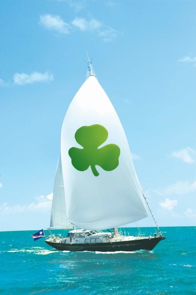 The 30m Yacht SUNDAY MORNING