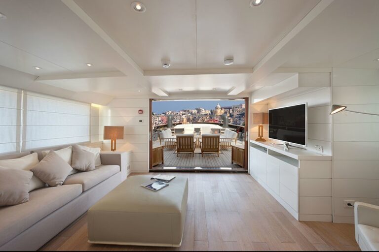 The 30m Yacht VERVECE