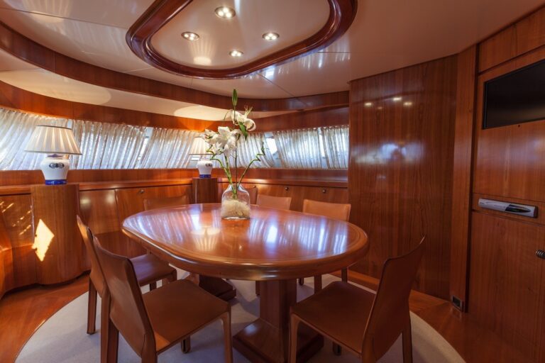 The 30m Yacht ZAMBEZI