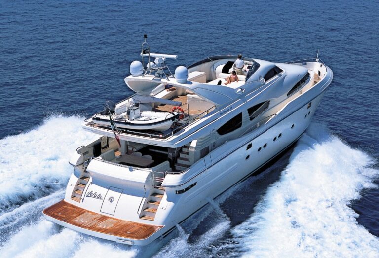 The 30m Yacht ZAMBEZI