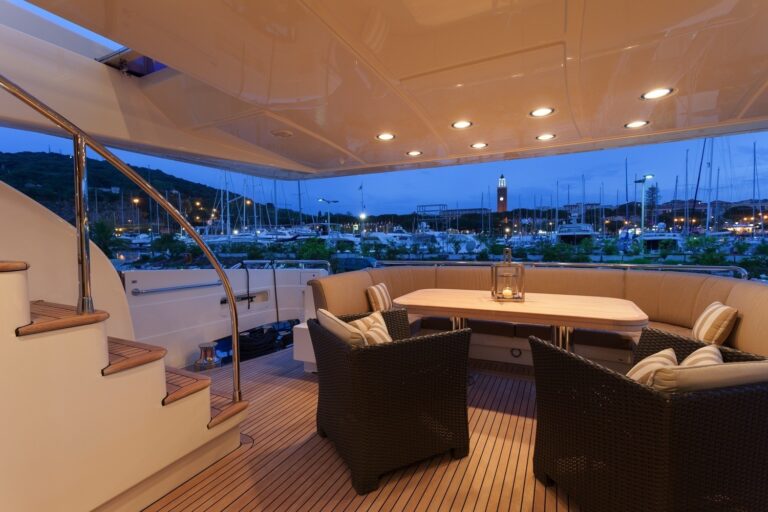 The 30m Yacht ZAMBEZI
