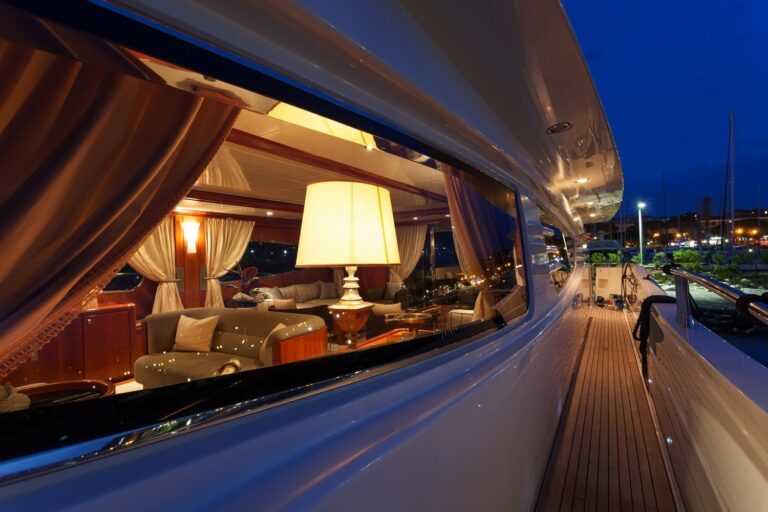 The 30m Yacht ZAMBEZI