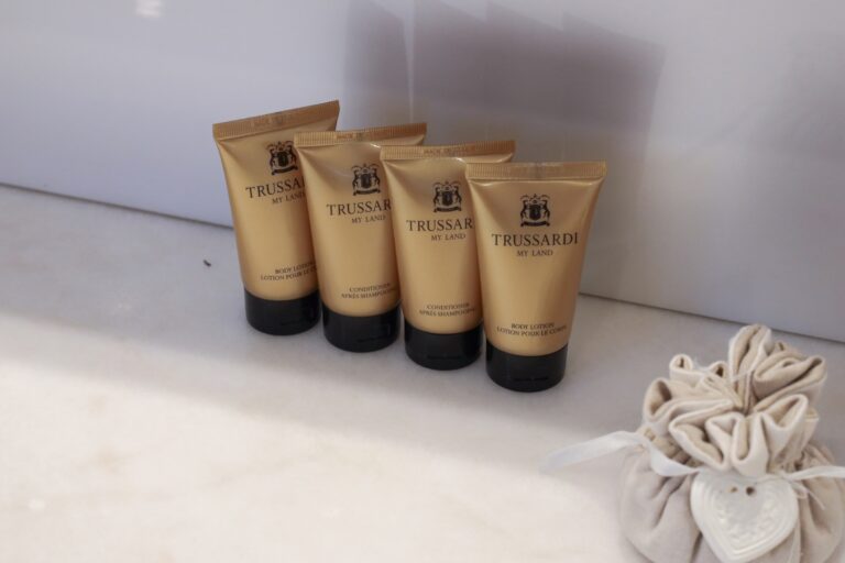 Luxury cabin amenities