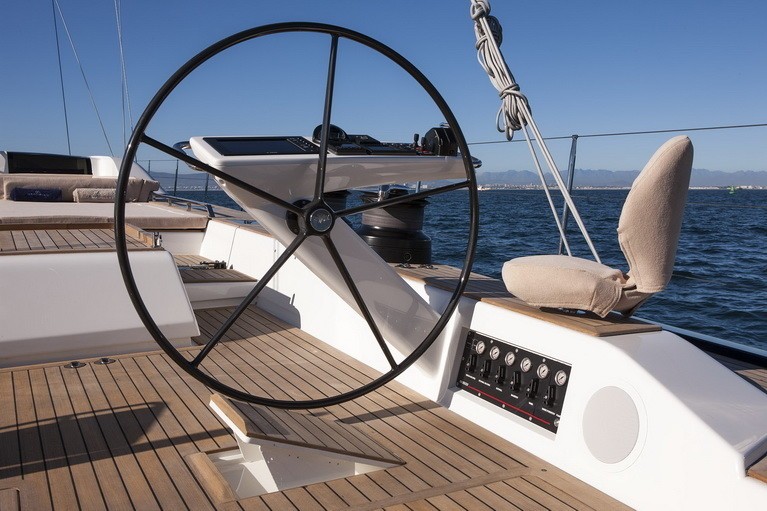 The 31m Yacht ALMAGORES II