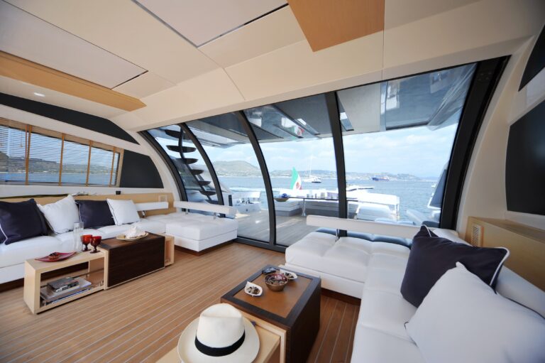The 31m Yacht ASTRO