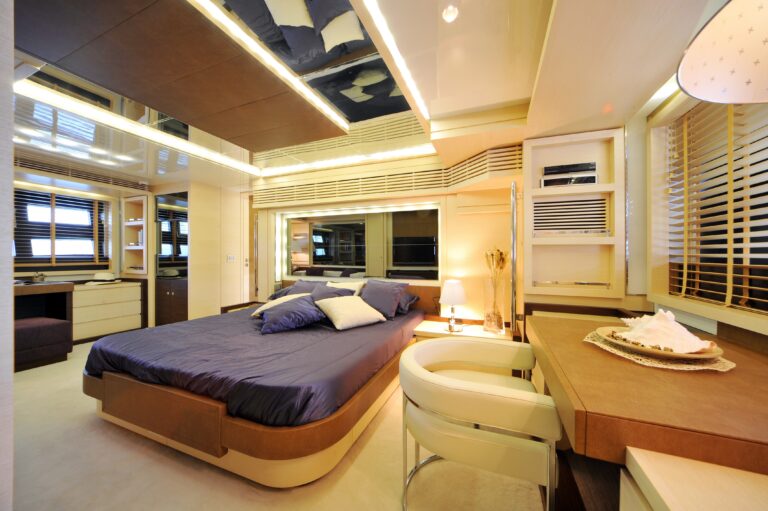 The 31m Yacht ASTRO