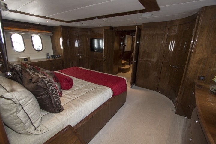 The 31m Yacht CARBON COPY