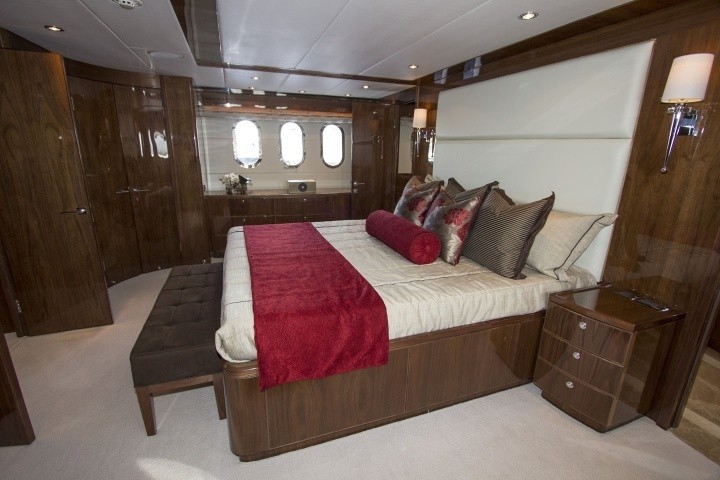 The 31m Yacht CARBON COPY