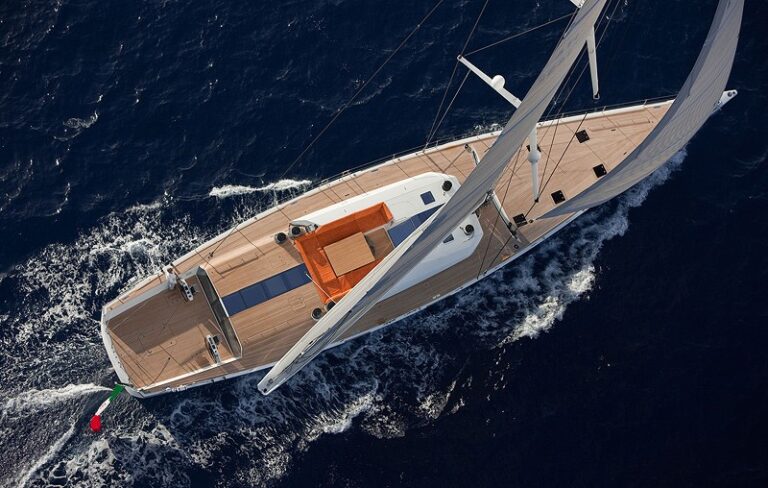 The 31m Yacht INDIO