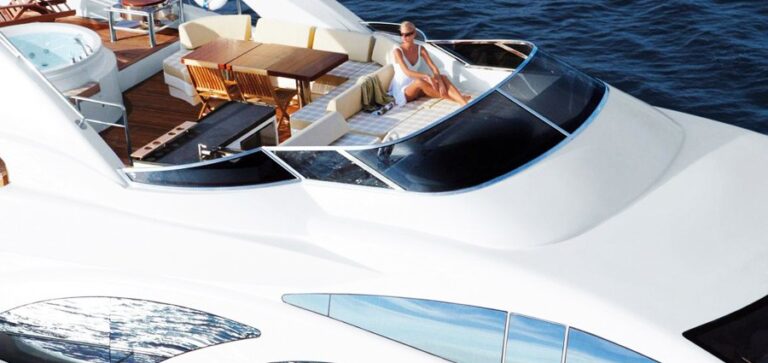 The 31m Yacht LEONARDO