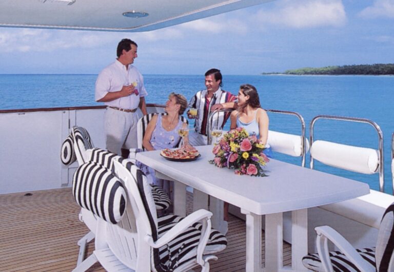 The 31m Yacht LIQUIDITY