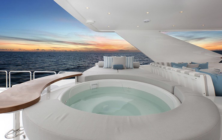 The 31m Yacht MAR AZUL