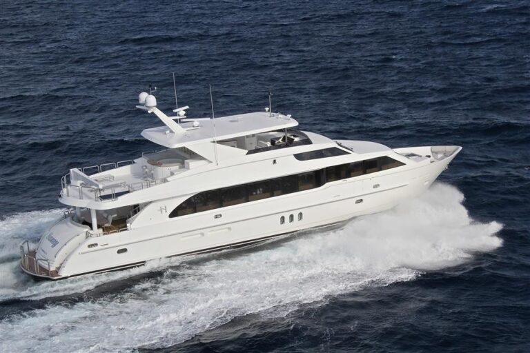 The 31m Yacht MAR AZUL