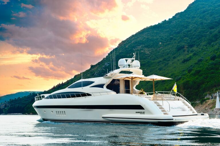 Mangusta (Overmarine)