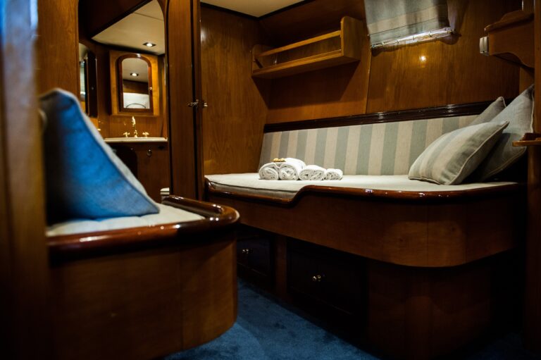 The 31m Yacht WIND OF CHANGE
