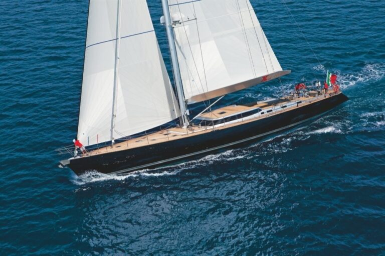 The 31m Yacht XNOI