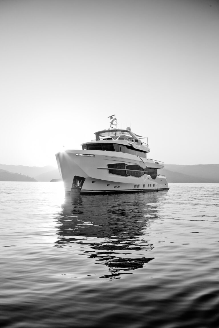 32 XP Superyacht MARLA