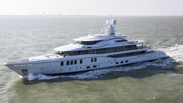 Charter yacht Limited Edition 242