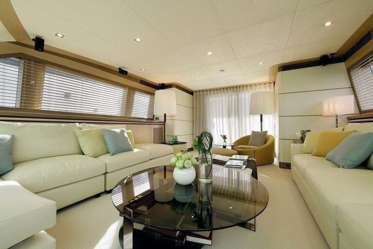 The 32m Yacht AGORA