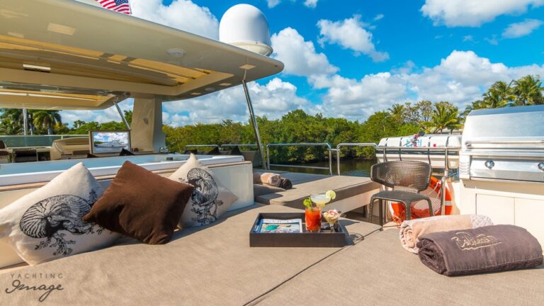 AZIMUT YCG 120'